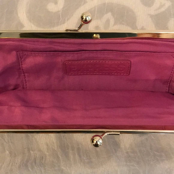 Pink & Gold Express Clutch - Picture 3 of 4
